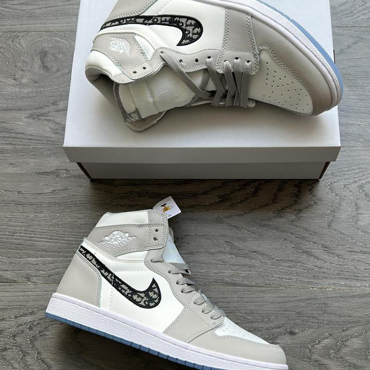 Nike Jordan 1 Retro High Dior Men Sneakers Leather Quality First Copy Shoe