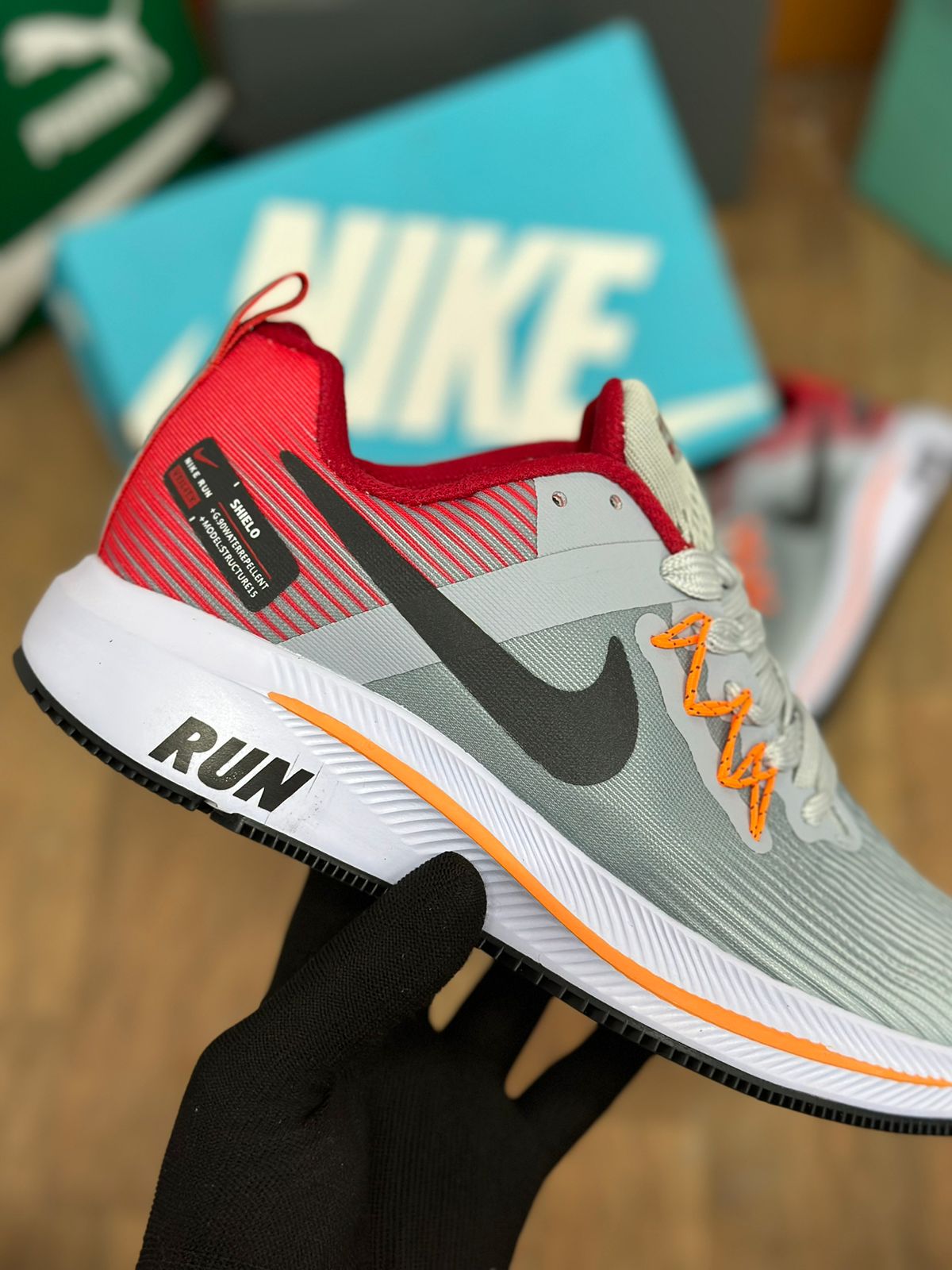 NIKE ZOOM RUN First Copy Shoe