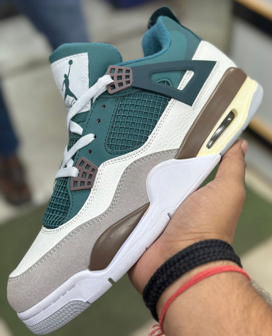 Air Jordan first copy shoes Retro 4 Royalty