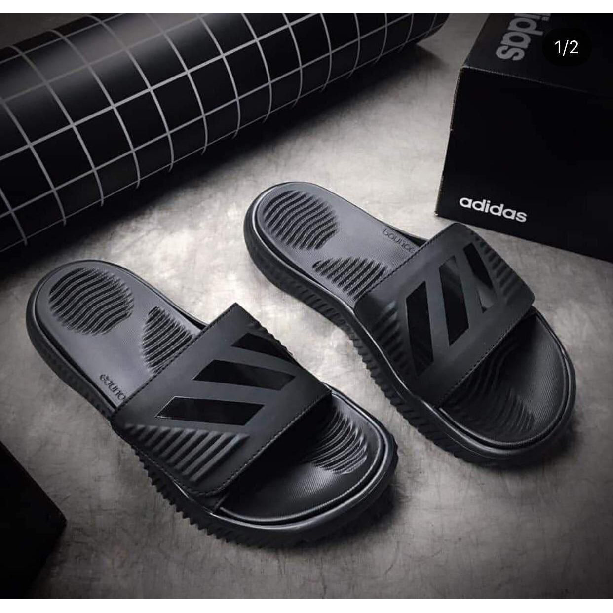 Alpha Bounce First Copy Slipper Black & White