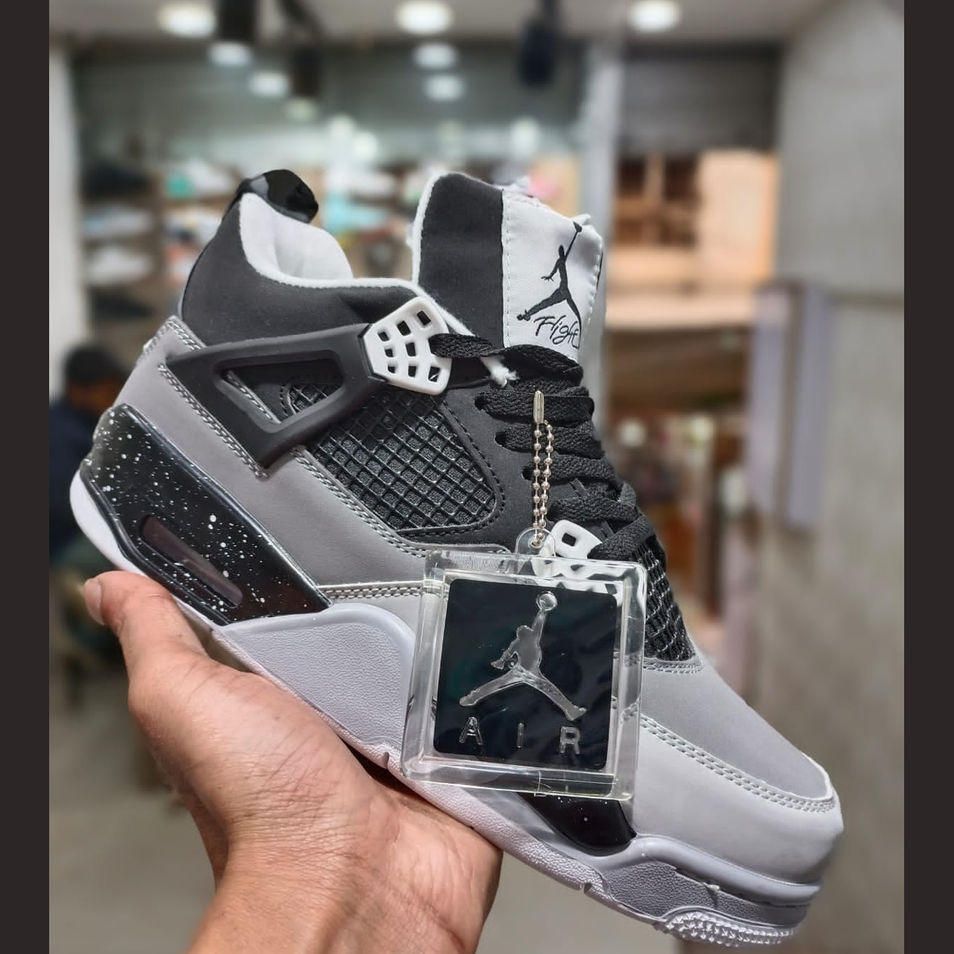 Air Jordan first copy shoes Retro 4 Royalty
