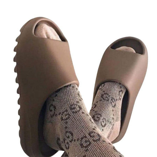 ADIDAS YEZZY SLIDE First Copy Slipper