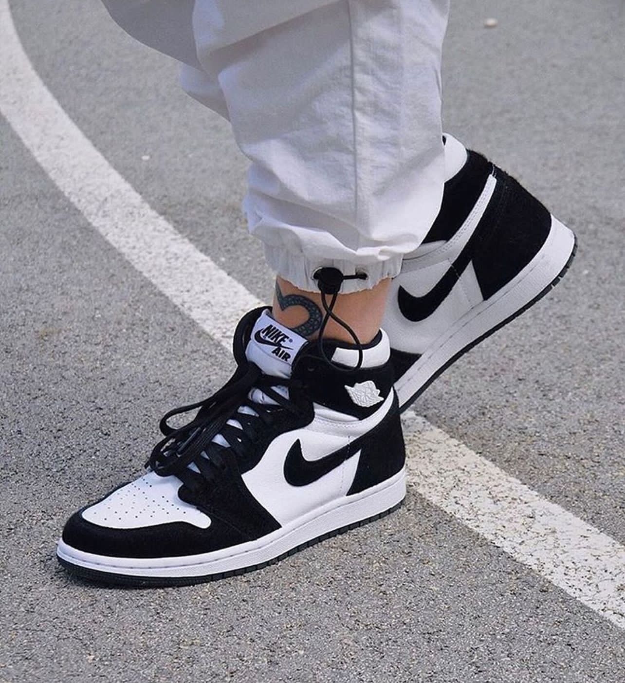 Nike Air Jordan first copy shoes Retro1 High Leather Quality For Panda