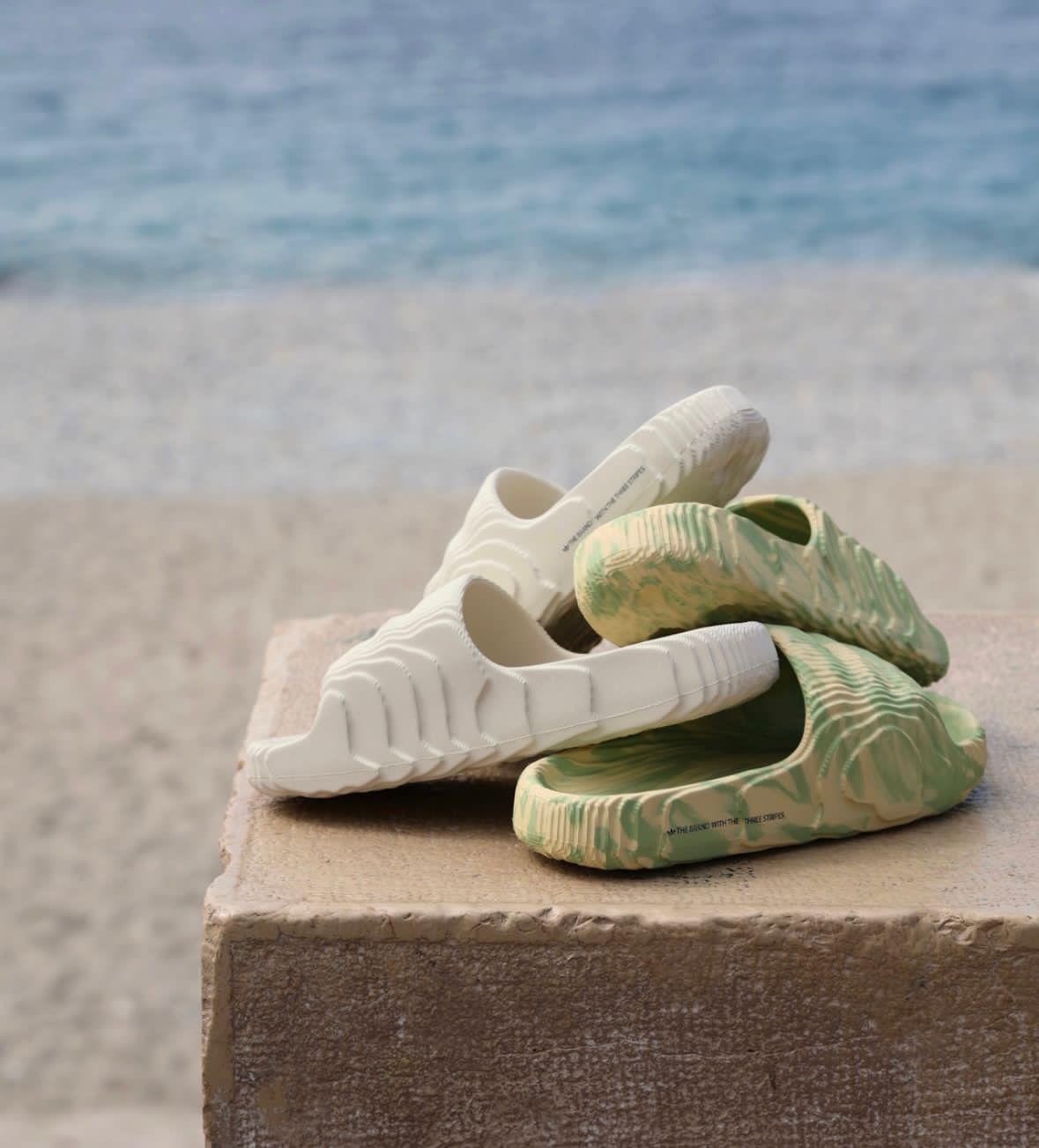 ADIDAS ADILETTE SLIDE First Copy Slipper
