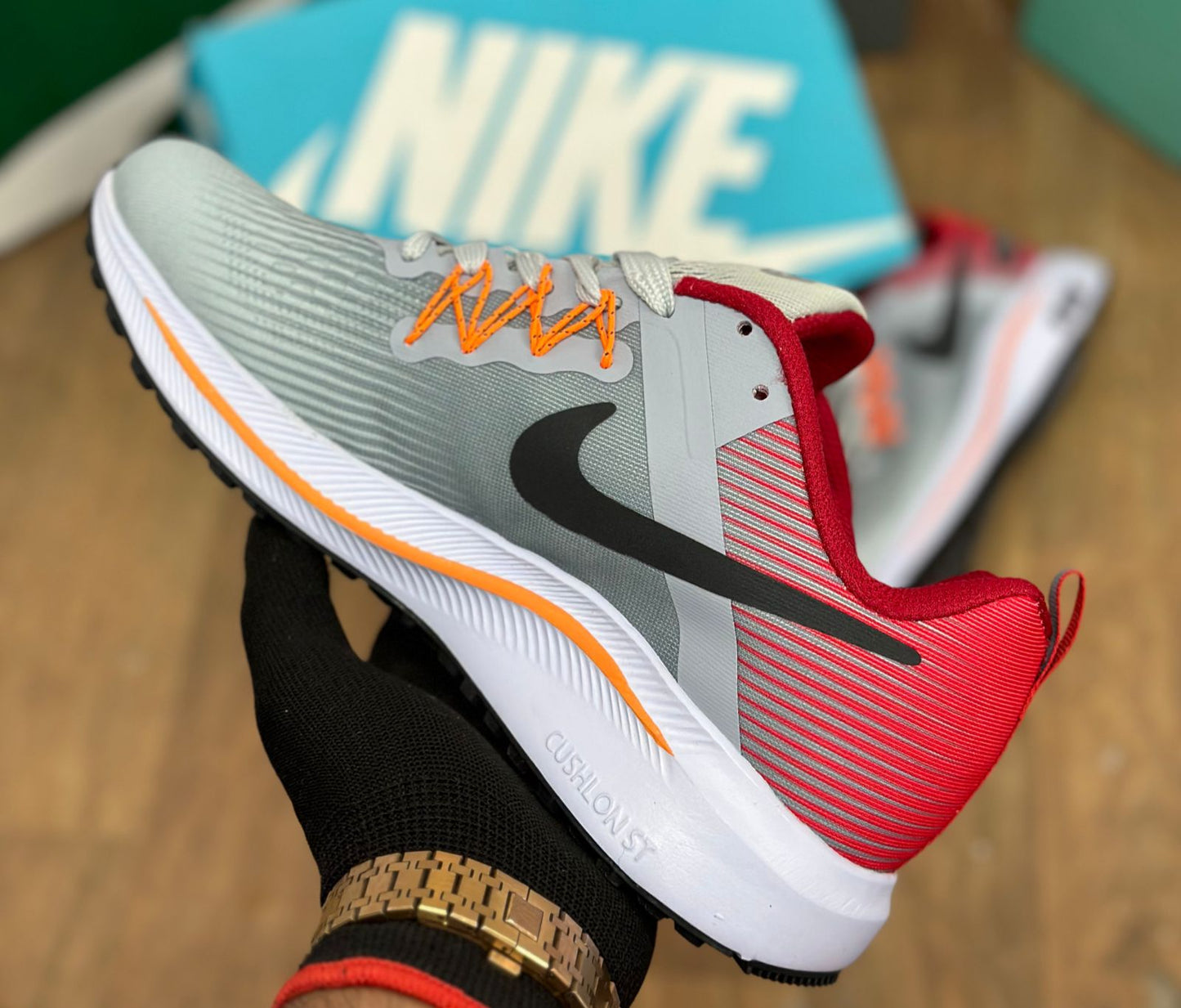 NIKE ZOOM RUN First Copy Shoe