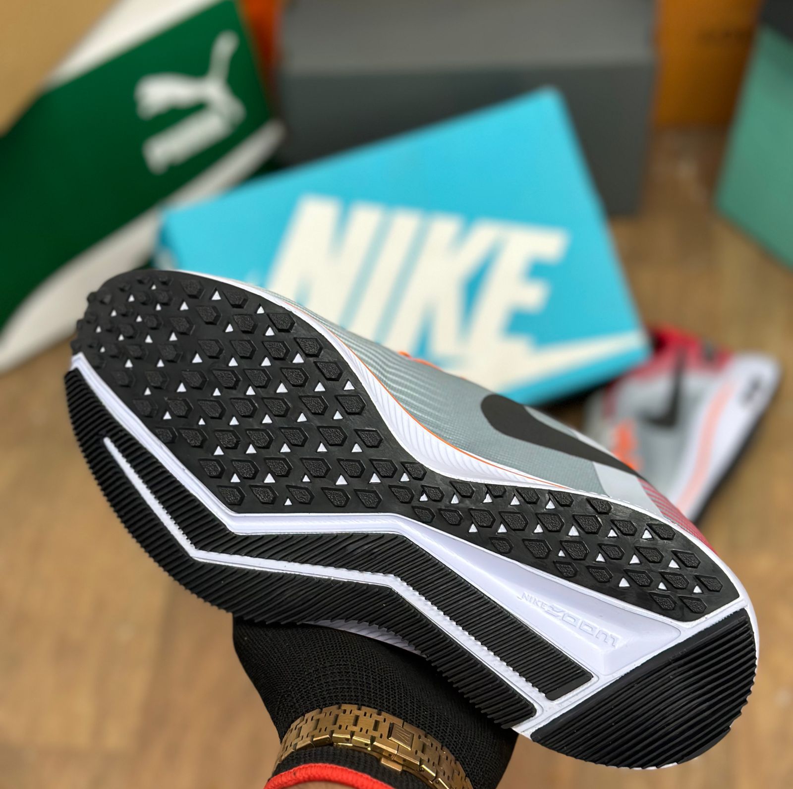 NIKE ZOOM RUN First Copy Shoe