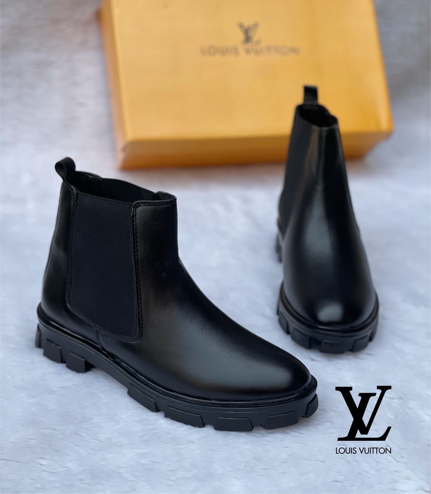 Louis Vuitton Chelsea Leather Boot First copy Shoe For Men Shoes