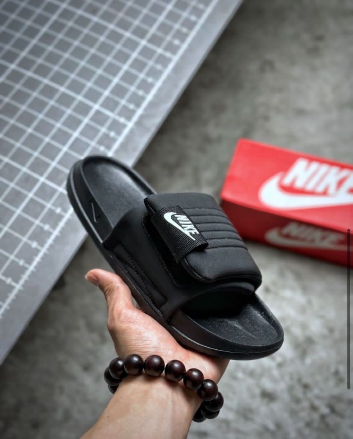 NIKE OFFCOURT ADJUST SLIDE First Copy Slipper Black