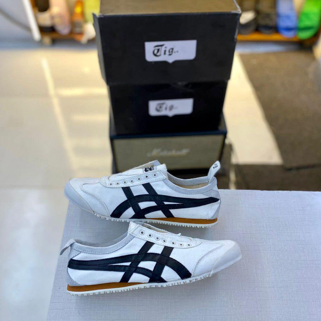 Tiger Without Laces First Copy Shoes