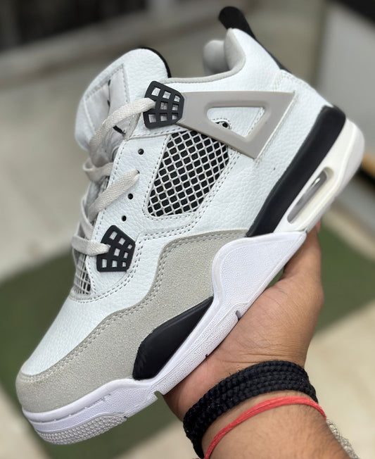 Air Jordan first copy shoes Retro 4 Royalty