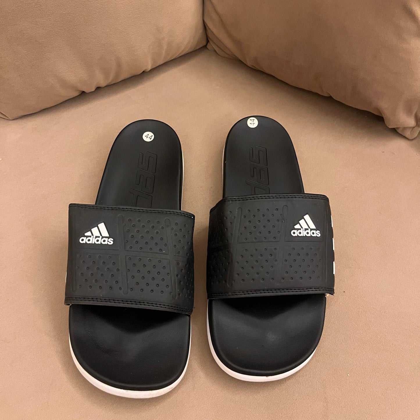 Adidas Slide in First Copy Slipper