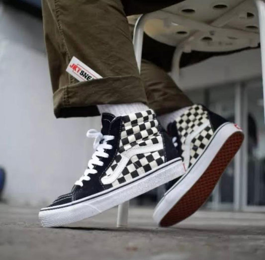 Old School Long First Copy shoe