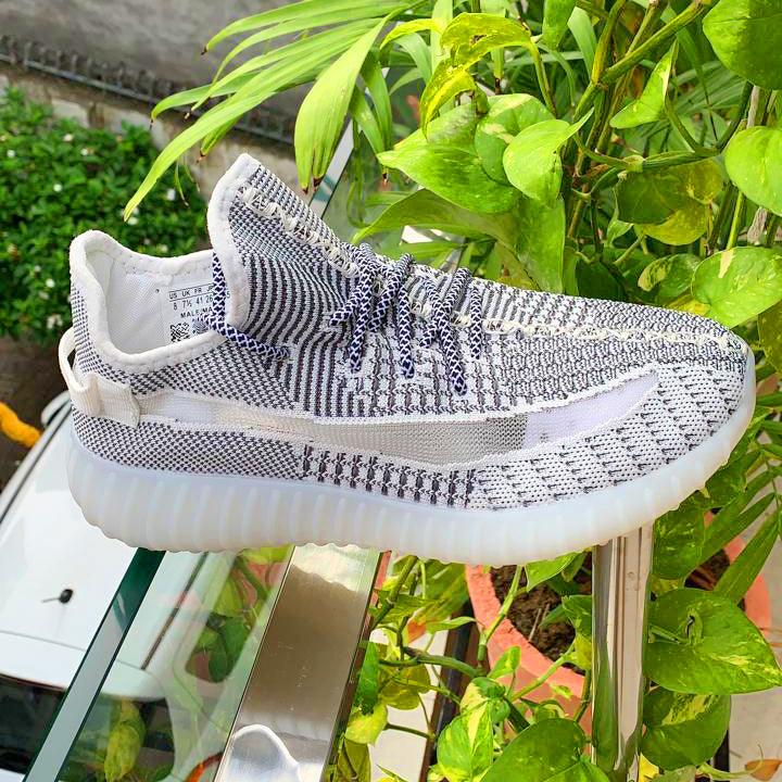 ADIDAS YEEZY V2 STATIC adidas first copy shoes