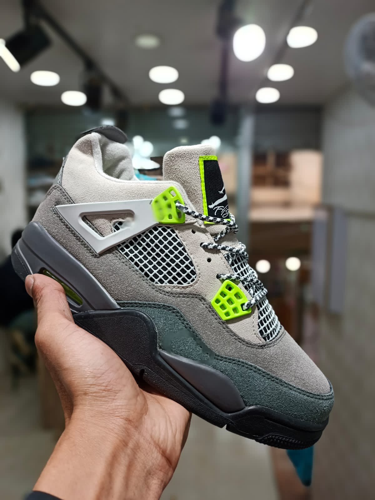 Air Jordan Retro 4 Royalty First Copy